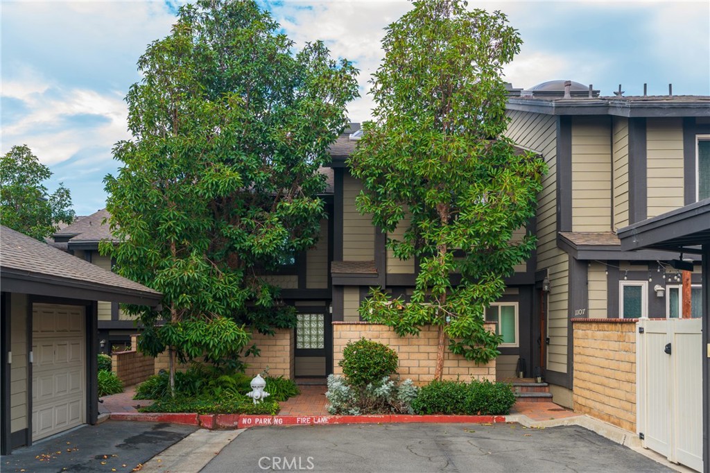 1105 #2 Mesa Bluff