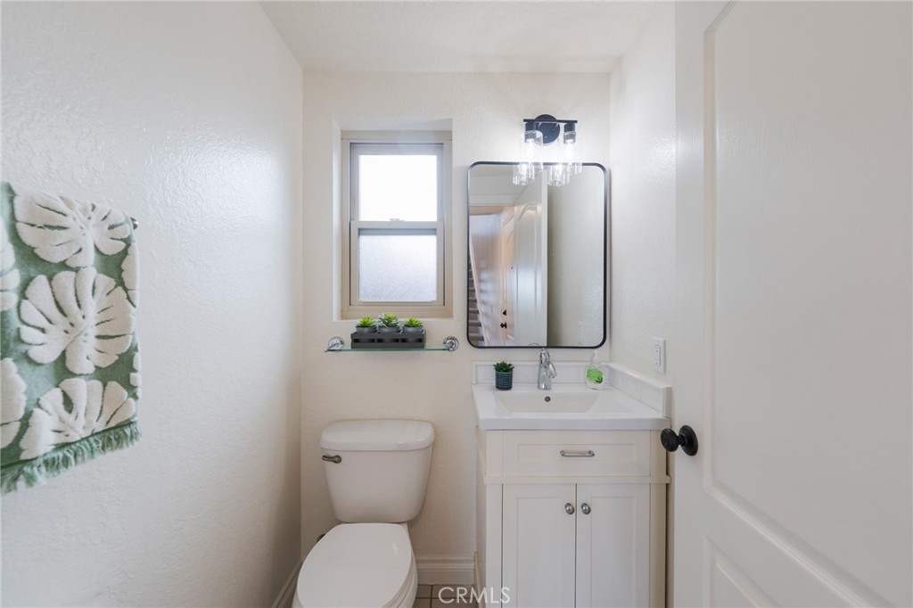 1105 #2 Mesa Bluff