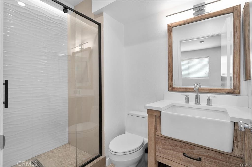 11119 Camarillo St Toluca Lake