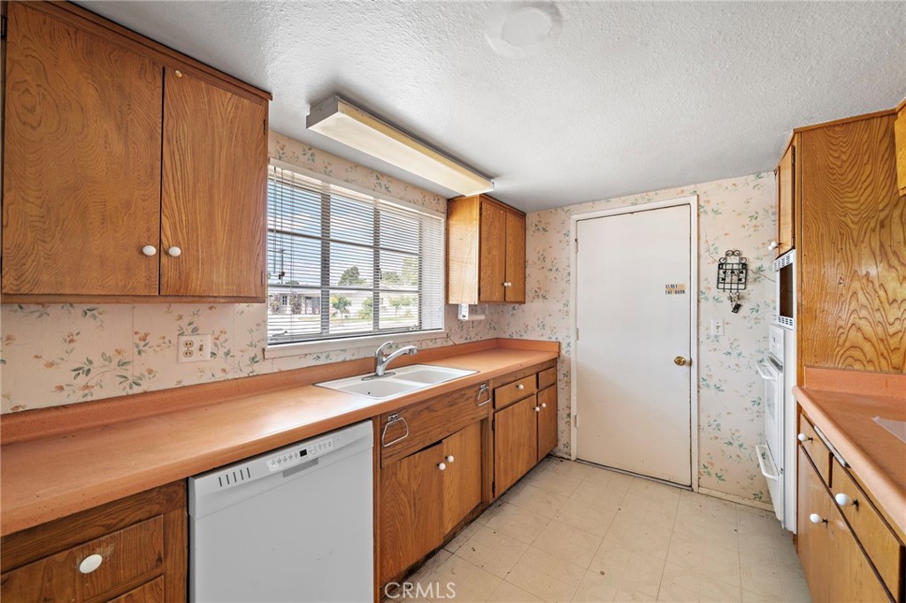 2520 Andover