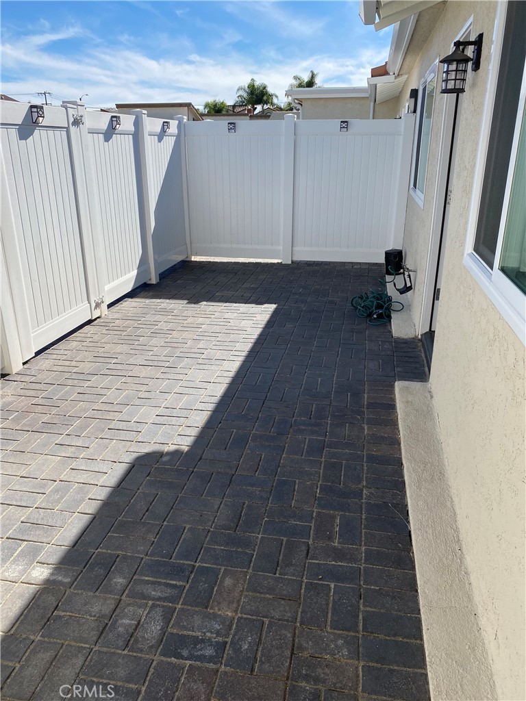 214 Springfield Ave B