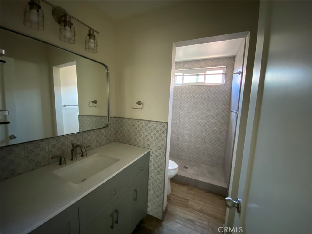 214 Springfield Ave B