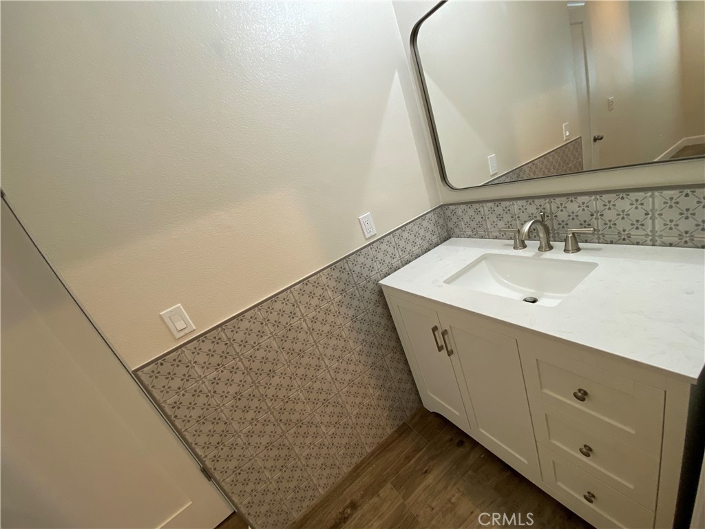 214 Springfield Ave B