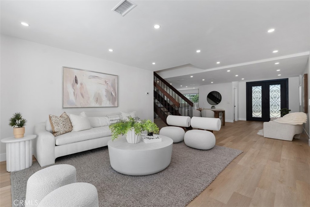 3871 Hendrix Street 2