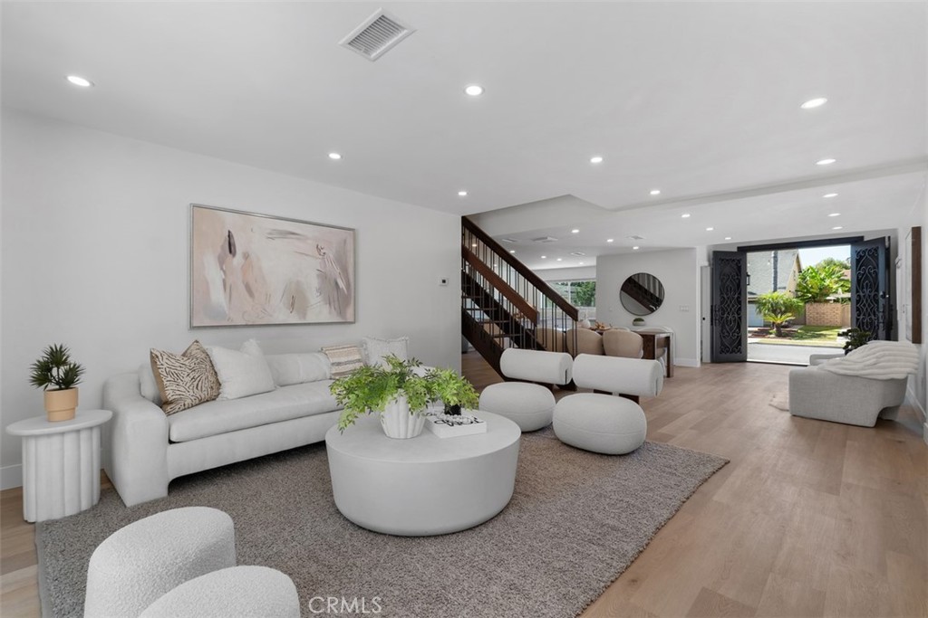 3871 Hendrix Street 2