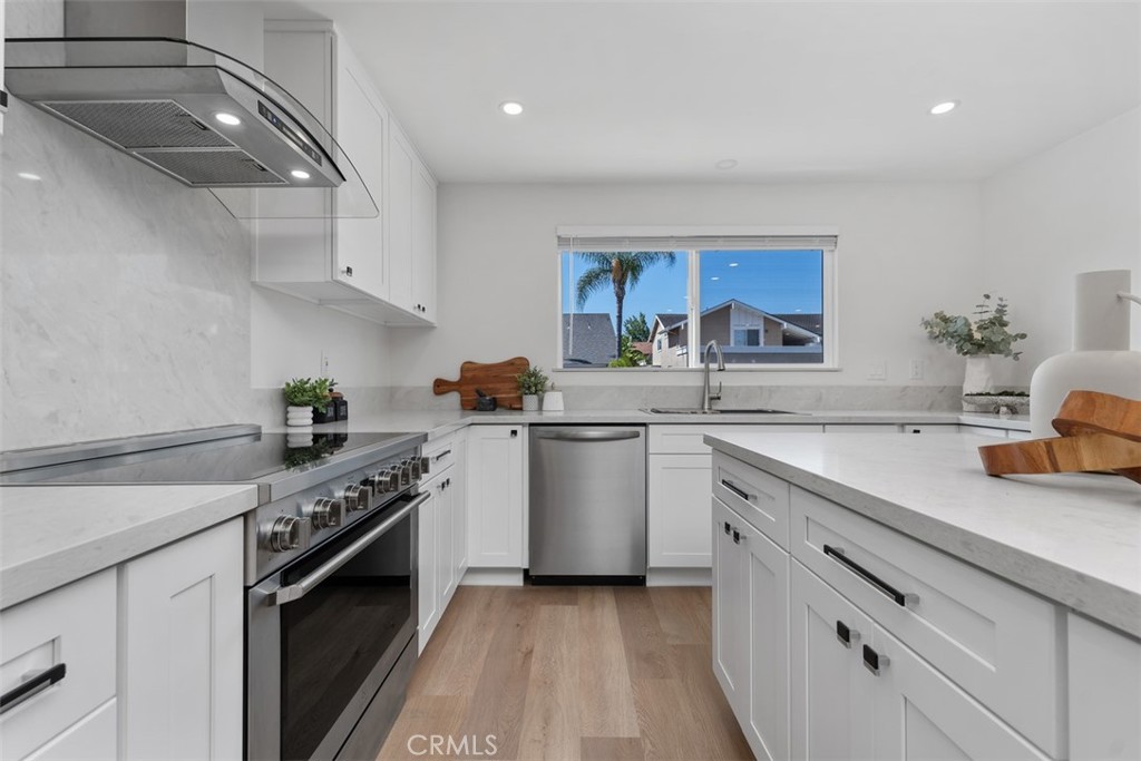 3871 Hendrix Street 2