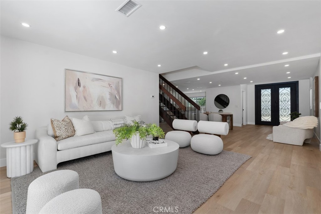 3871 Hendrix Street 2