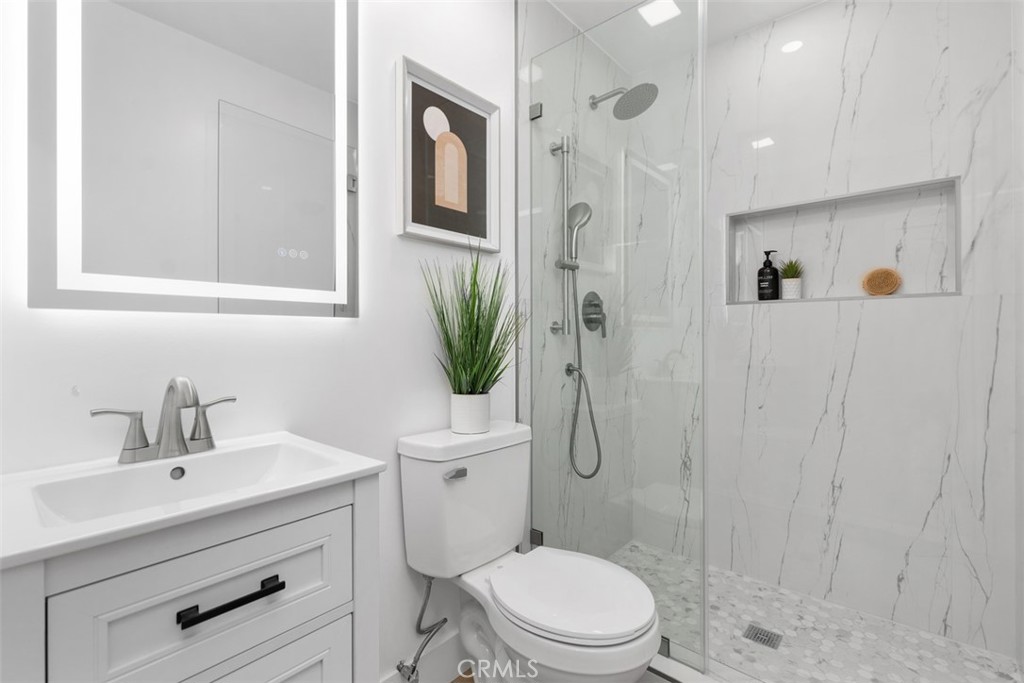 3871 Hendrix Street 2