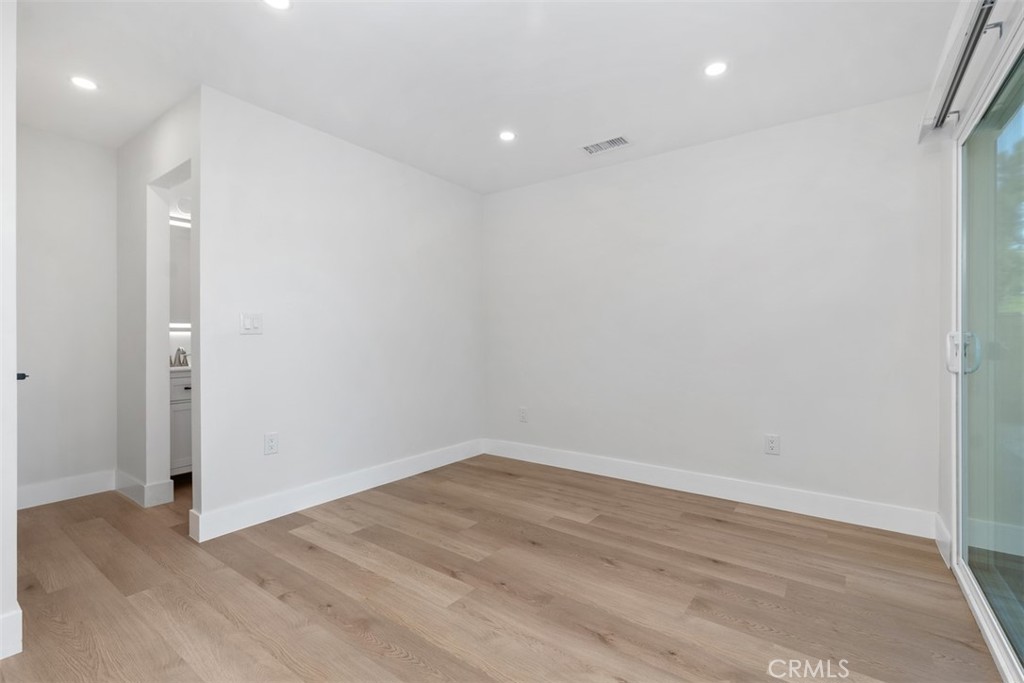 3871 Hendrix Street 2