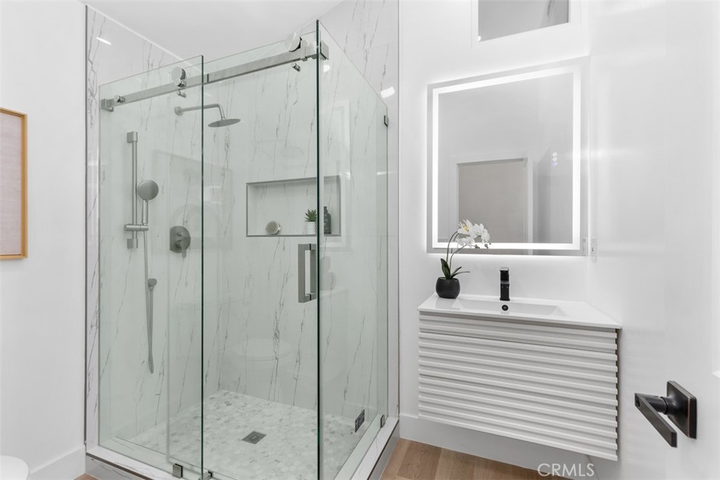 3871 Hendrix Street 2