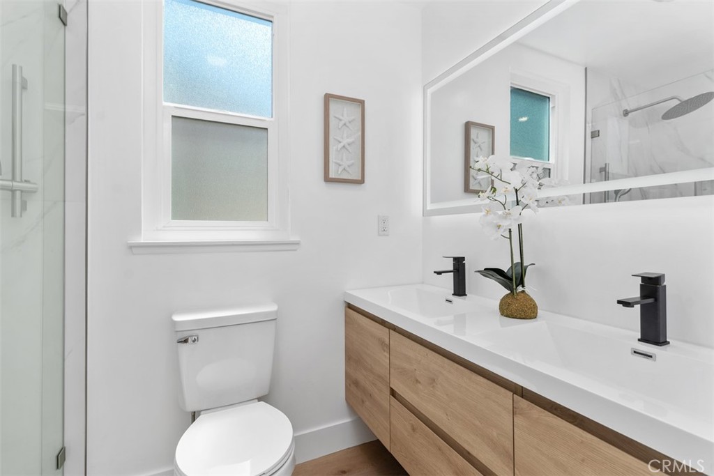 3871 Hendrix Street 2