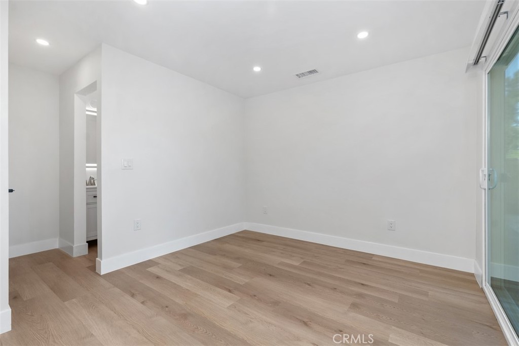 3871 Hendrix Street 2