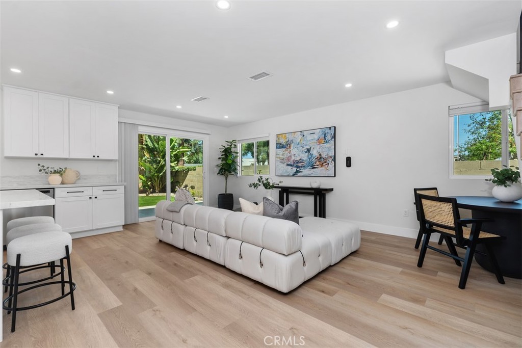 3871 Hendrix Street 2