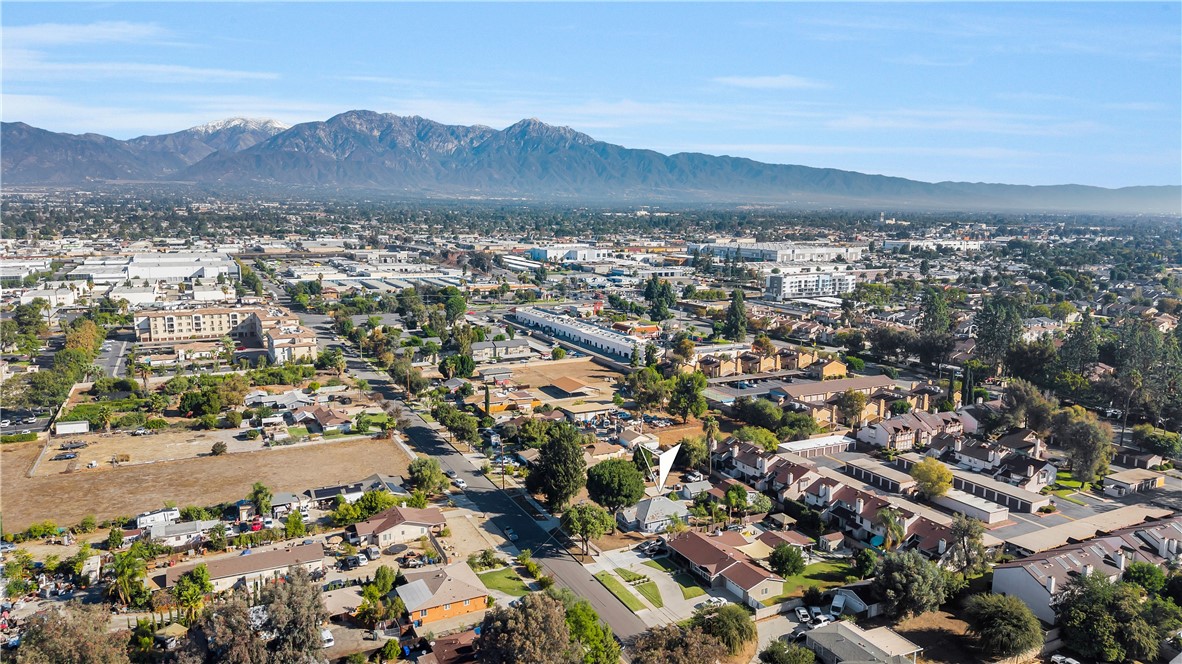 1007 S Magnolia Avenue