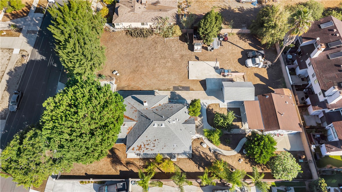 1007 S Magnolia Avenue