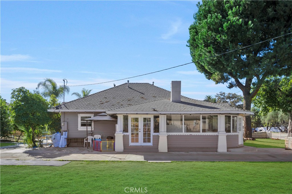 1007 S Magnolia Avenue