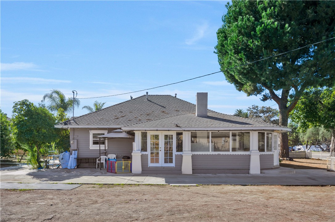 1007 S Magnolia Avenue