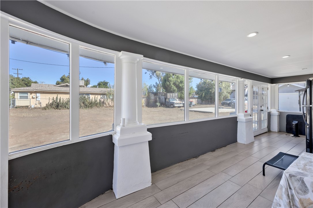 1007 S Magnolia Avenue