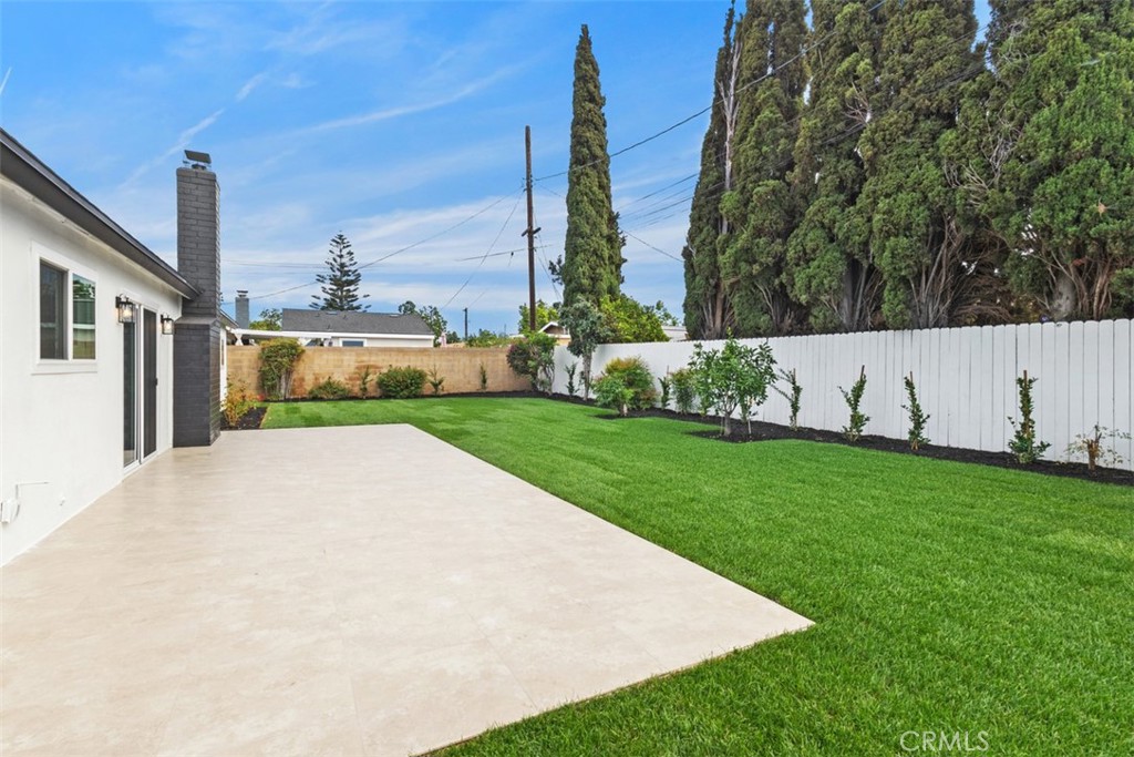 1412 E Quincy Avenue