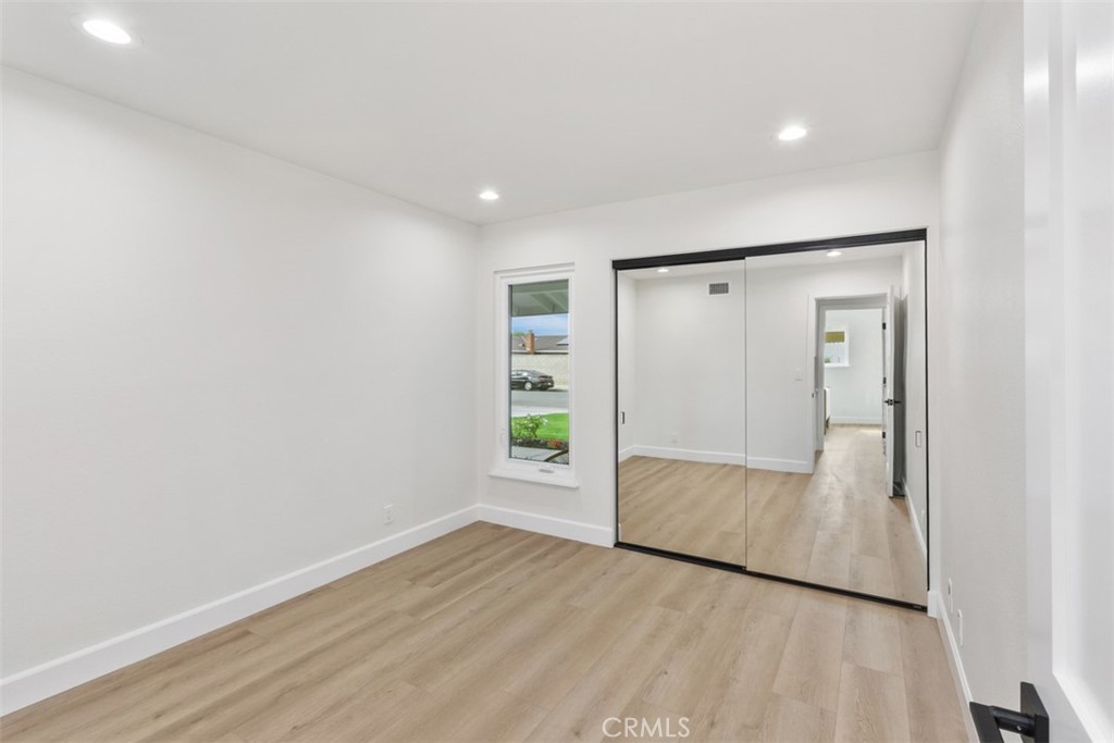 1412 E Quincy Avenue