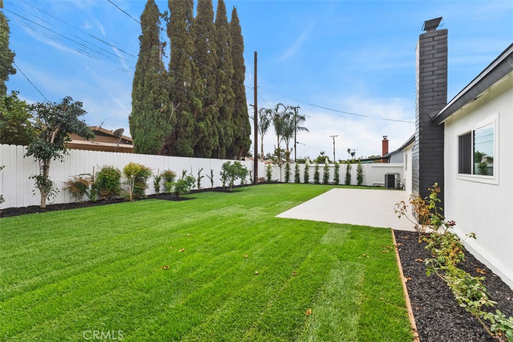 1412 E Quincy Avenue