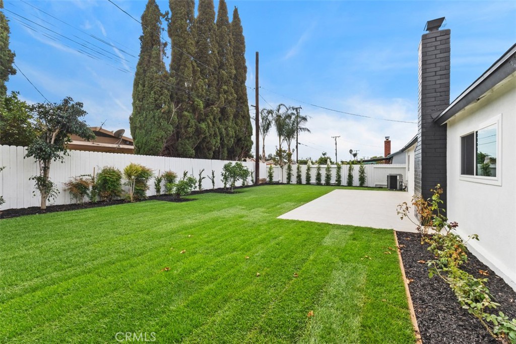 1412 E Quincy Avenue