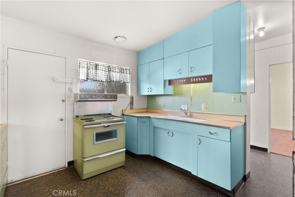 11531 Sunnybrook Lane