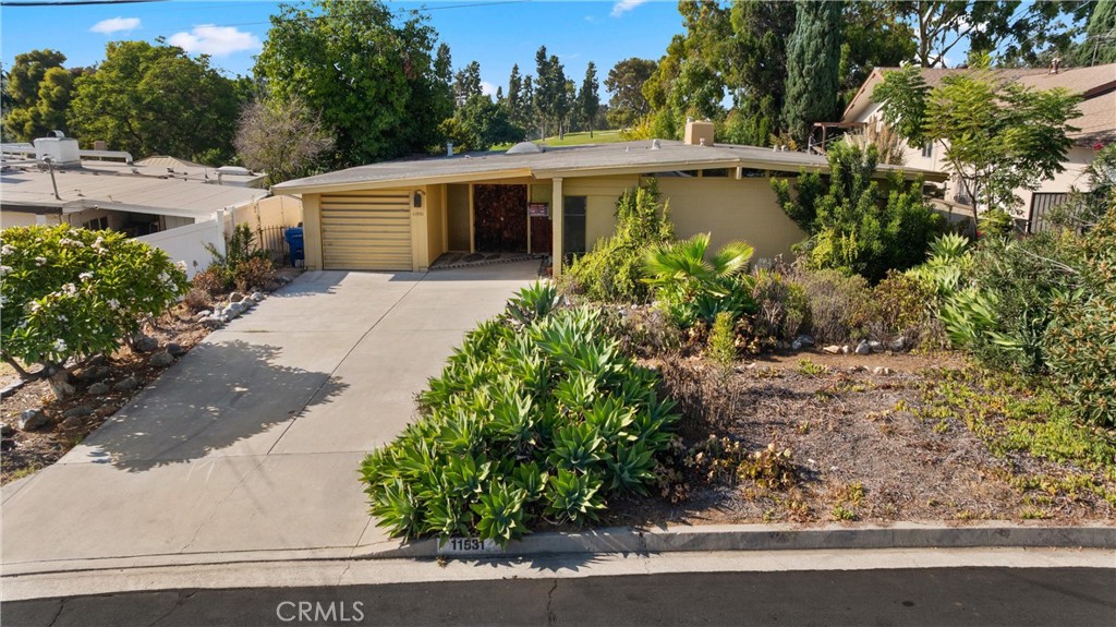 11531 Sunnybrook Lane