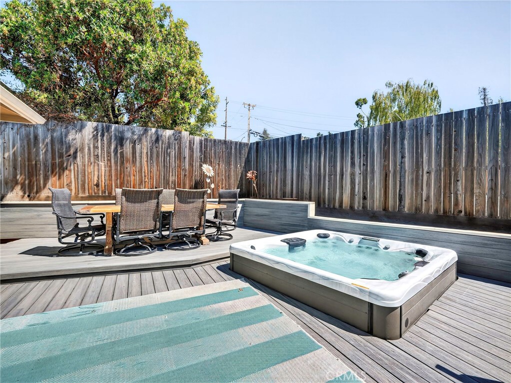 1006 Little Street