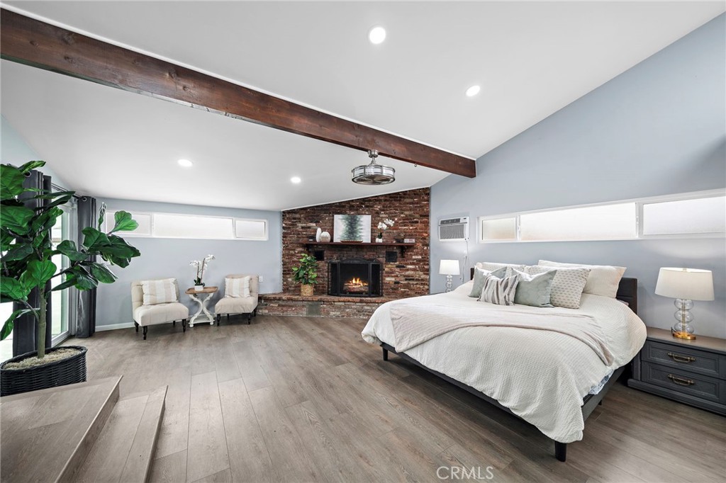 13411 Magnolia Street