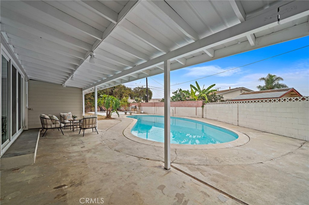 13411 Magnolia Street