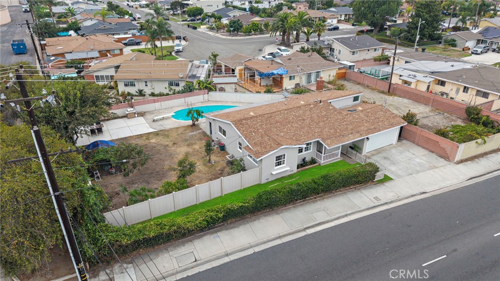 13411 Magnolia Street