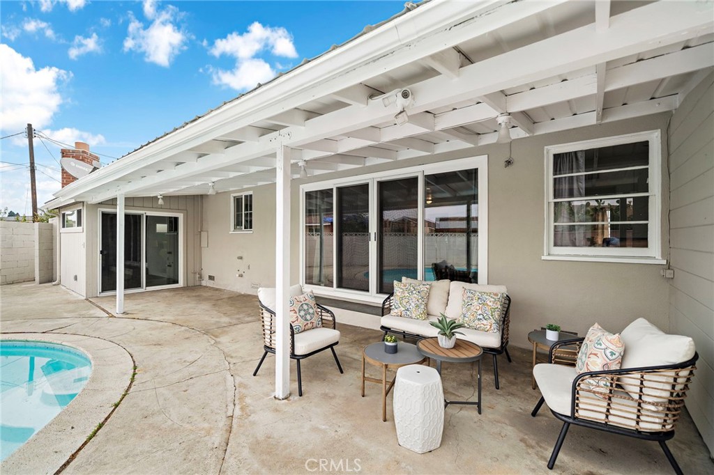 13411 Magnolia Street