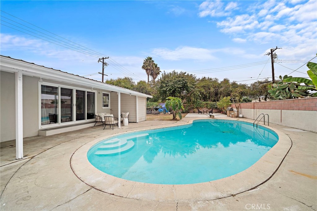 13411 Magnolia Street