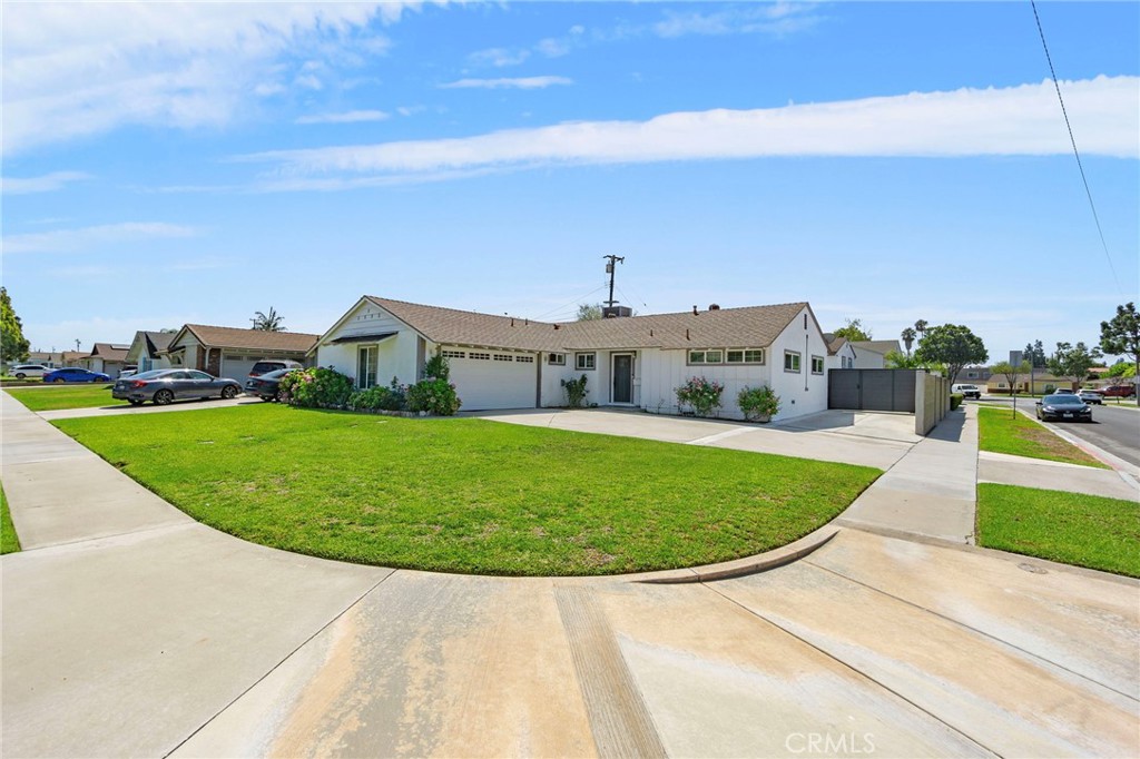6542 Via Arroyo