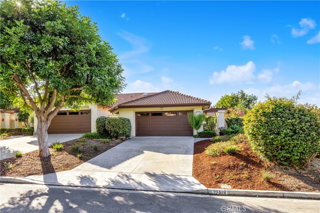 27369 Paseo Placentia