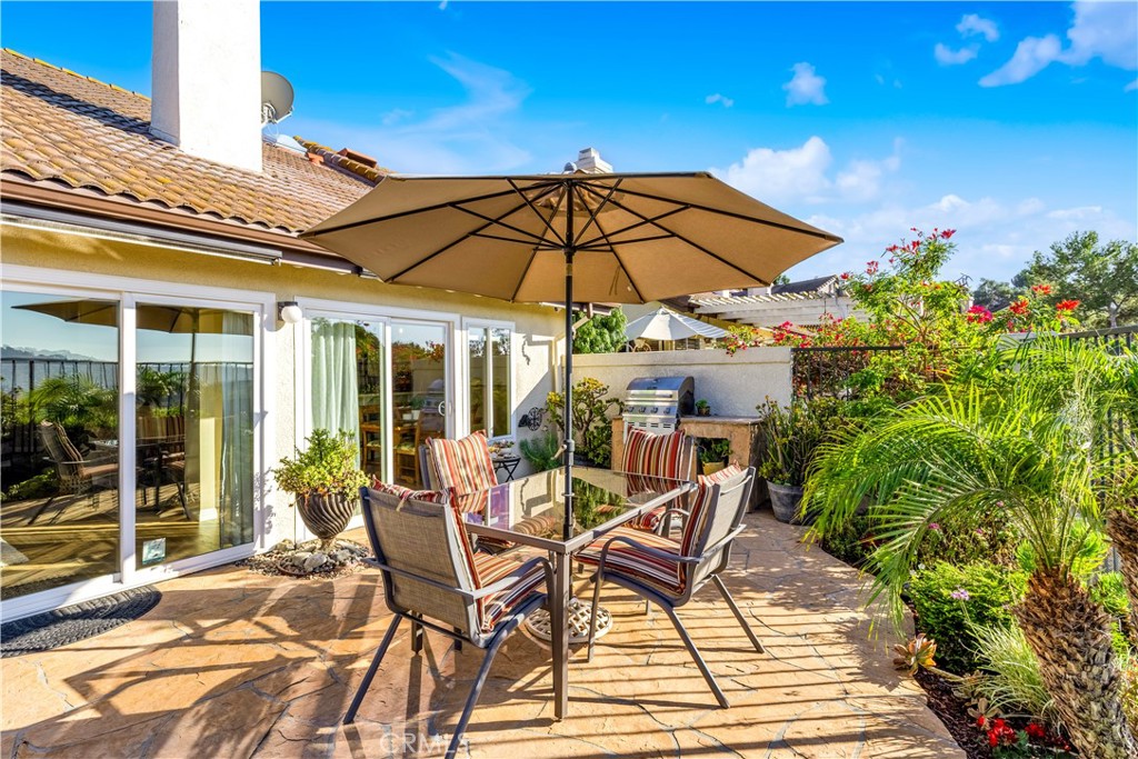 27369 Paseo Placentia