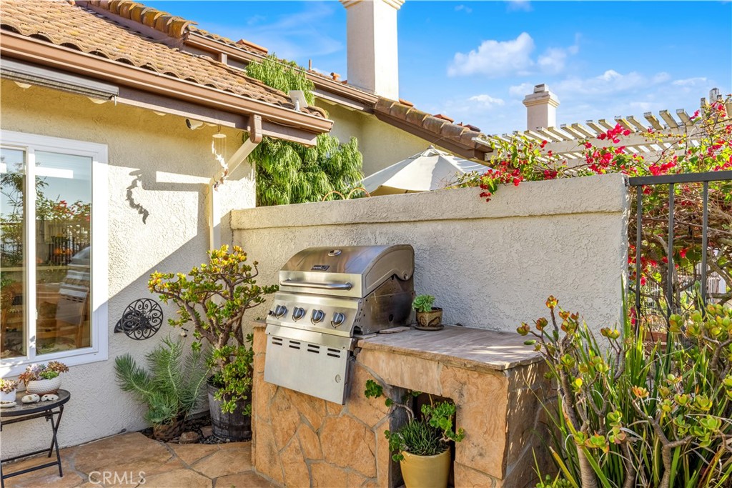 27369 Paseo Placentia