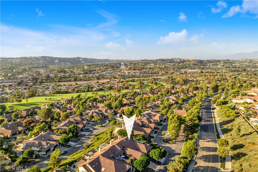 27369 Paseo Placentia