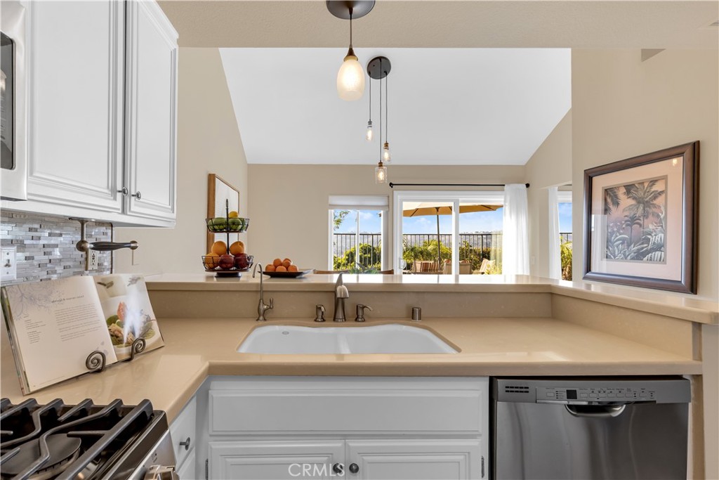 27369 Paseo Placentia