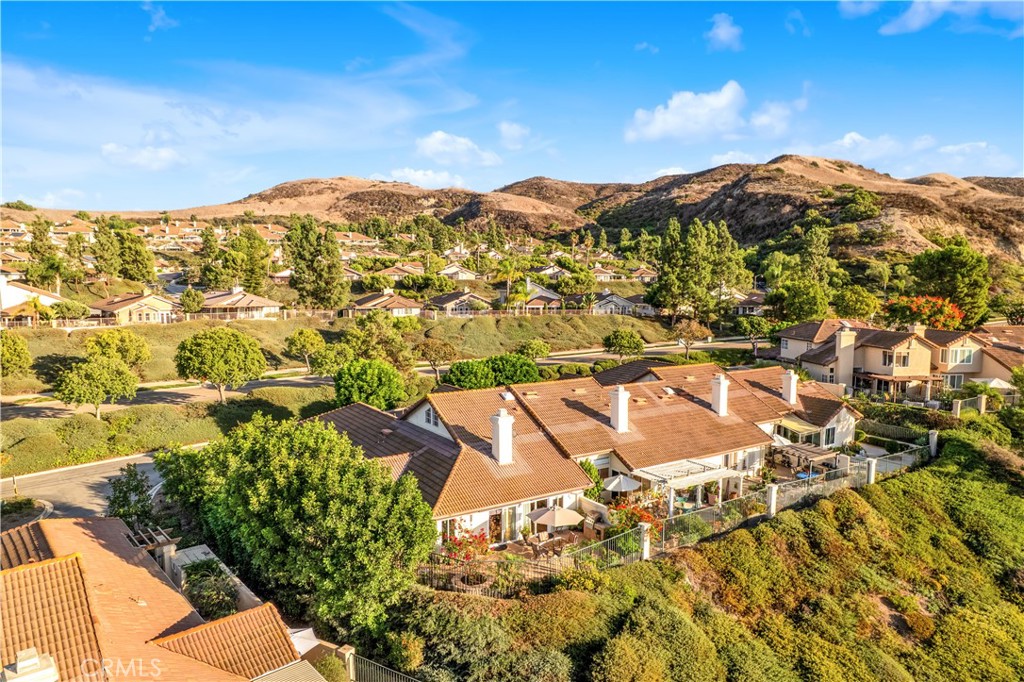 27369 Paseo Placentia