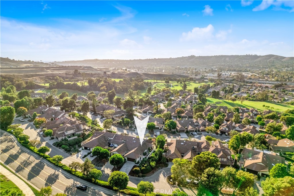 27369 Paseo Placentia