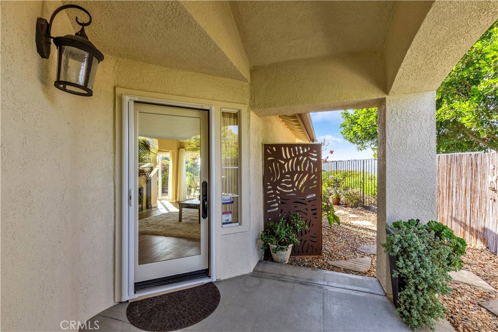 27369 Paseo Placentia