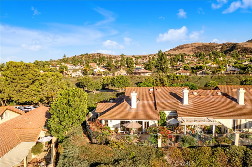 27369 Paseo Placentia