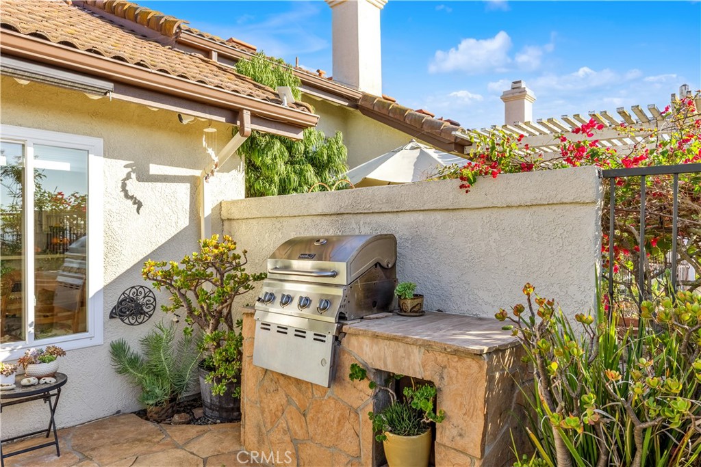 27369 Paseo Placentia