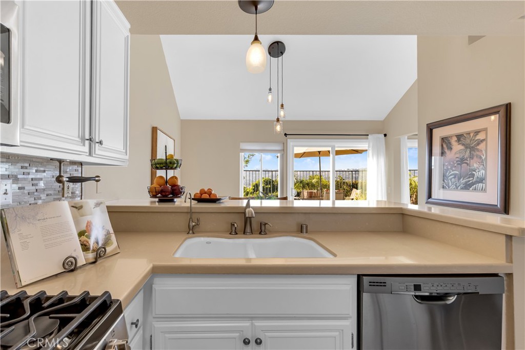 27369 Paseo Placentia