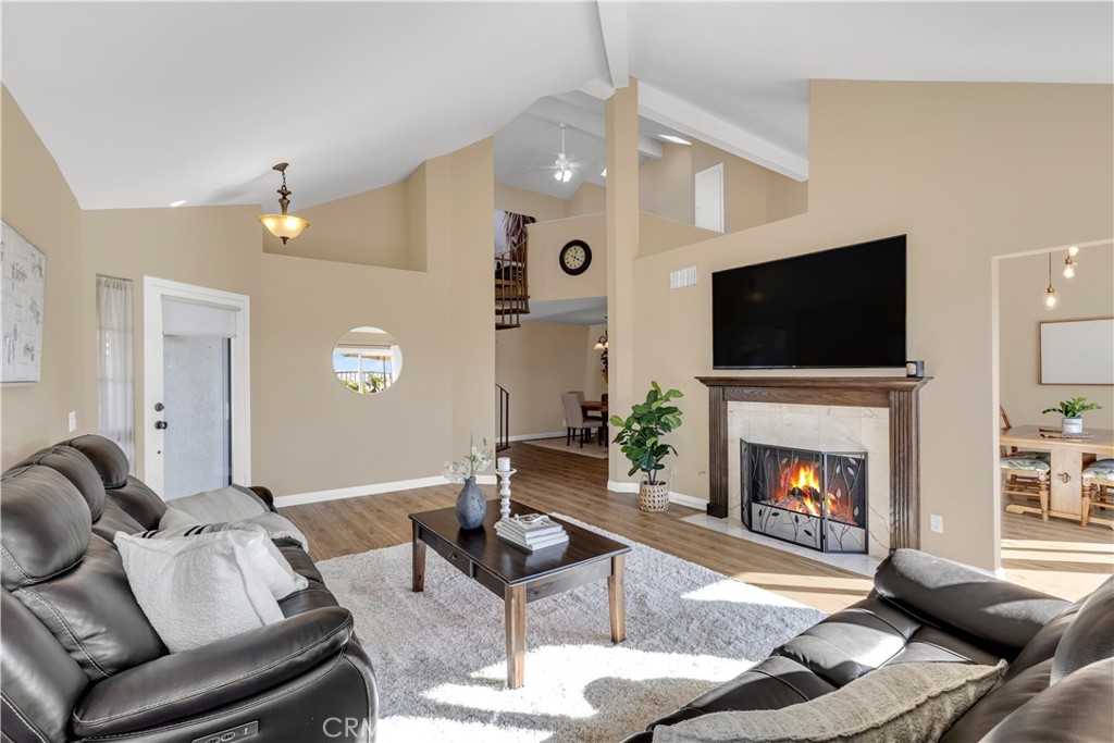 27369 Paseo Placentia