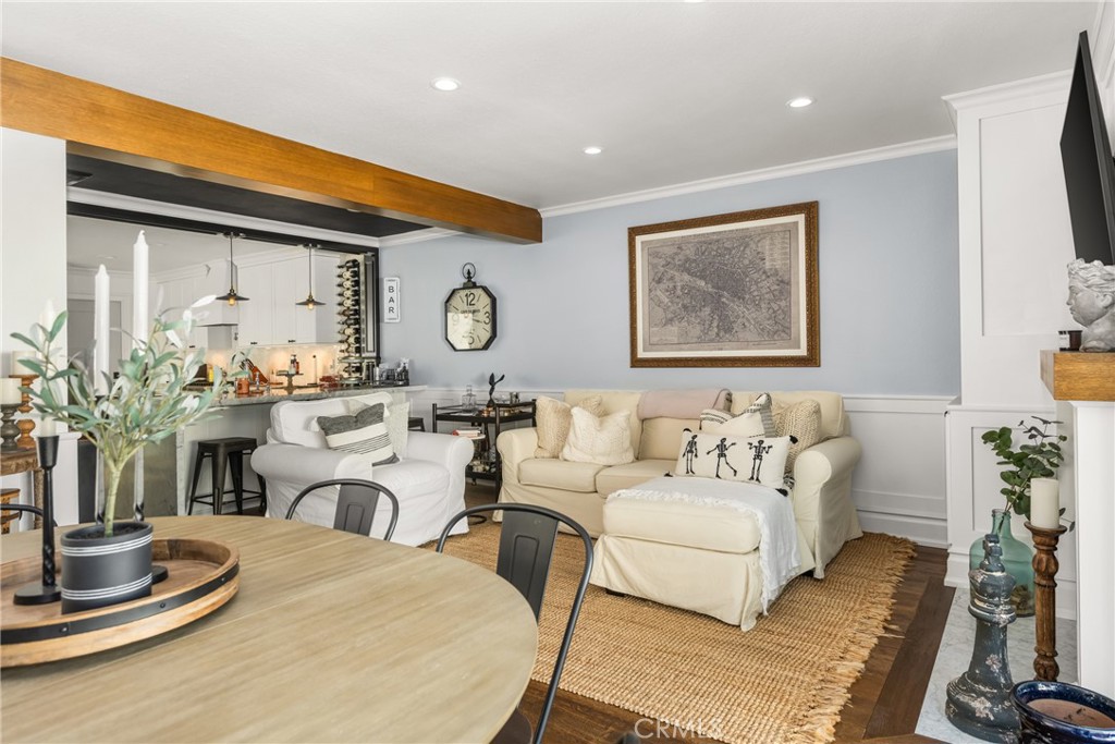 1055 Tustin Pines