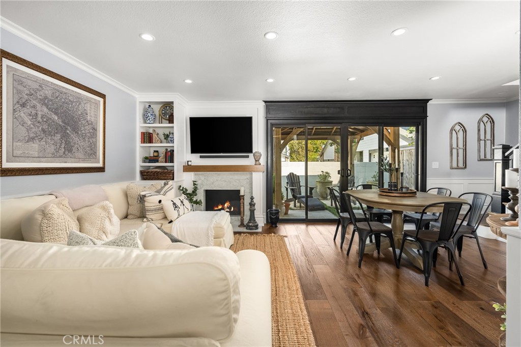 1055 Tustin Pines