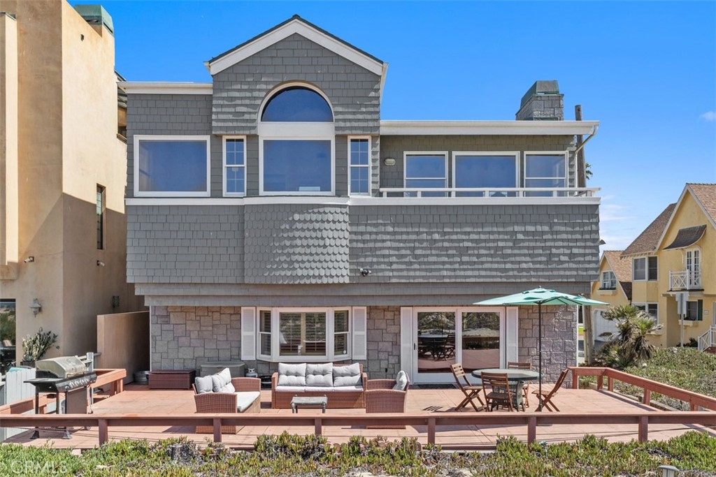 16935 S Pacific Avenue